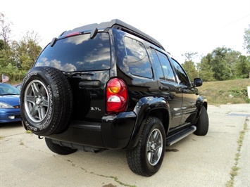 2003 Jeep Liberty Renegade   - Photo 13 - Cincinnati, OH 45255