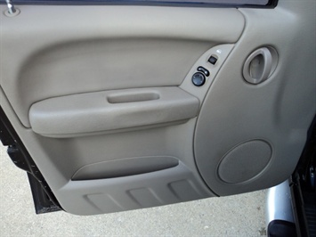2003 Jeep Liberty Renegade   - Photo 22 - Cincinnati, OH 45255
