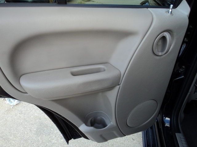 2003 Jeep Liberty Renegade - Photo 24 - Cincinnati, OH 45255