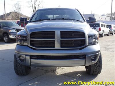 2007 Dodge Ram 2500 Laramie - Photo 2 - Cincinnati, OH 45255