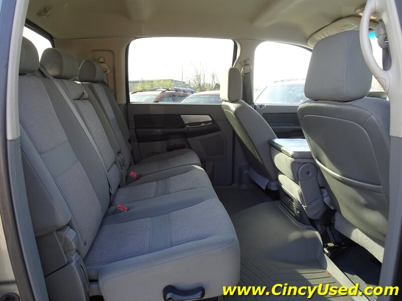 2007 Dodge Ram 2500 Laramie - Photo 13 - Cincinnati, OH 45255