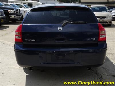 2006 Dodge Magnum RT   - Photo 8 - Cincinnati, OH 45255