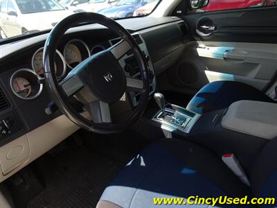 2006 Dodge Magnum RT   - Photo 12 - Cincinnati, OH 45255