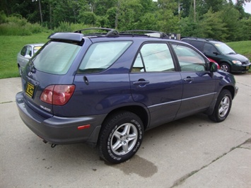 1999 Lexus RX 300   - Photo 6 - Cincinnati, OH 45255