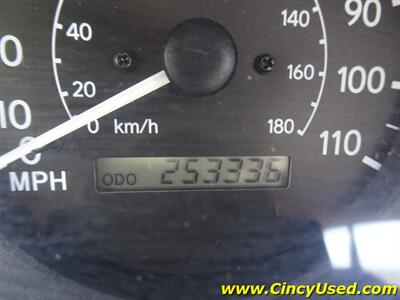 2001 Toyota Corolla CE   - Photo 22 - Cincinnati, OH 45255
