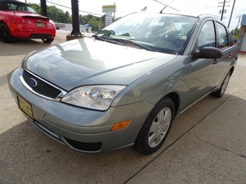 2006 Ford Focus ZX4 SE   - Photo 58 - Cincinnati, OH 45255