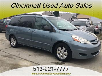 2007 Toyota Sienna LE 7-Passenger   - Photo 1 - Cincinnati, OH 45255