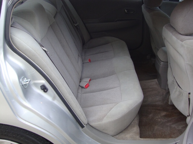 2004 Nissan Altima SL - Photo 9 - Cincinnati, OH 45255