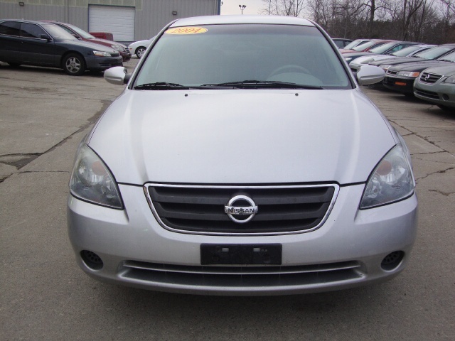 2004 Nissan Altima SL - Photo 2 - Cincinnati, OH 45255