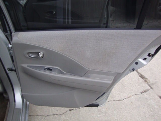 2004 Nissan Altima SL - Photo 23 - Cincinnati, OH 45255