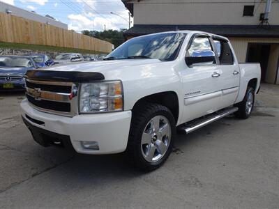 2011 Chevrolet Silverado 1500 LTZ  5.3L V8 4X4 - Photo 3 - Cincinnati, OH 45255