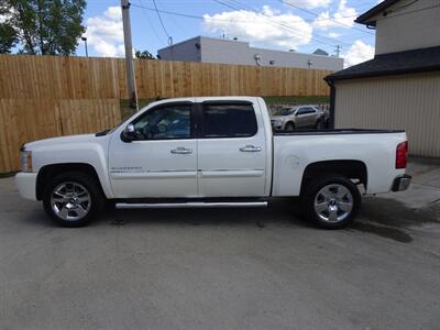 2011 Chevrolet Silverado 1500 LTZ  5.3L V8 4X4 - Photo 4 - Cincinnati, OH 45255