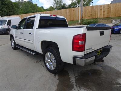 2011 Chevrolet Silverado 1500 LTZ  5.3L V8 4X4 - Photo 8 - Cincinnati, OH 45255