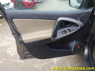 2011 Toyota RAV4 Limited   - Photo 23 - Cincinnati, OH 45255