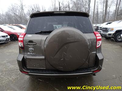 2011 Toyota RAV4 Limited   - Photo 8 - Cincinnati, OH 45255