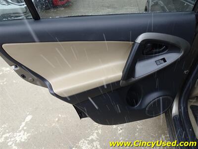 2011 Toyota RAV4 Limited   - Photo 22 - Cincinnati, OH 45255