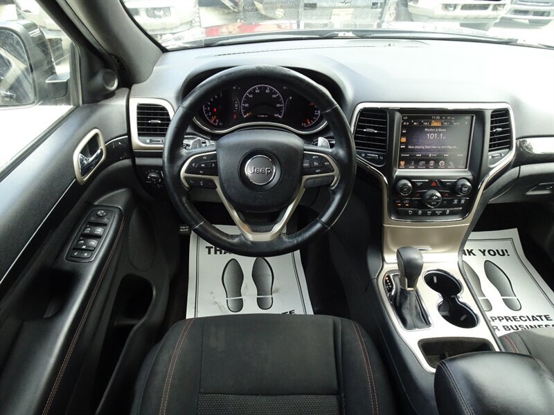 2016 Jeep Grand Cherokee Laredo 75th Annivers  3.6L V6 4X4 - Photo 9 - Cincinnati, OH 45255