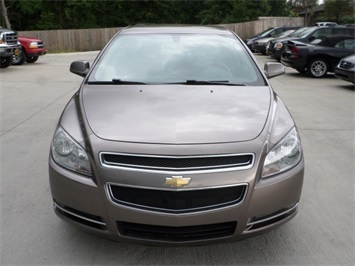 2010 Chevrolet Malibu LT   - Photo 2 - Cincinnati, OH 45255