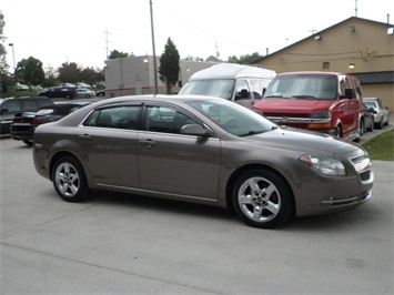 2010 Chevrolet Malibu LT   - Photo 1 - Cincinnati, OH 45255