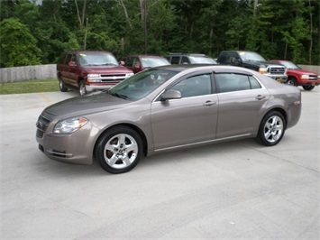 2010 Chevrolet Malibu LT   - Photo 3 - Cincinnati, OH 45255