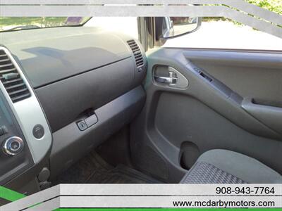 2010 Nissan Frontier SE V6   - Photo 12 - Roselle, NJ 07203