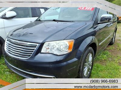 2014 Chrysler Town & Country Touring-L - Photo 2 - Roselle, NJ 07203