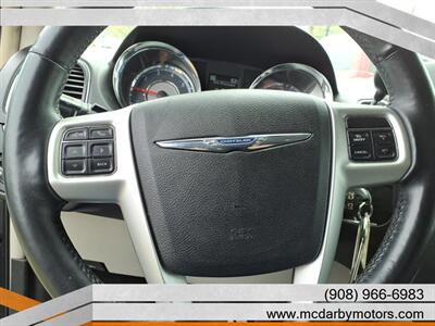 2014 Chrysler Town & Country Touring-L - Photo 15 - Roselle, NJ 07203