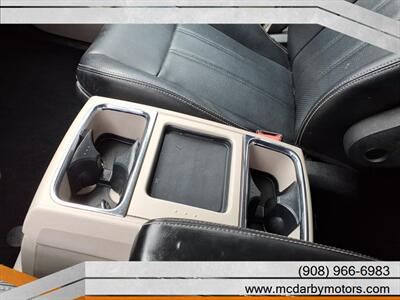 2014 Chrysler Town & Country Touring-L - Photo 16 - Roselle, NJ 07203