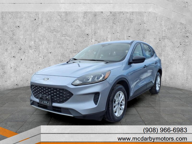 2022 Ford Escape S  