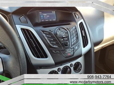 2014 Ford Focus SE   - Photo 12 - Roselle, NJ 07203