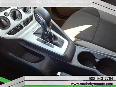 2014 Ford Focus SE   - Photo 13 - Roselle, NJ 07203