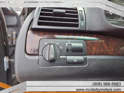 2004 BMW 325xi - Photo 12 - Roselle, NJ 07203