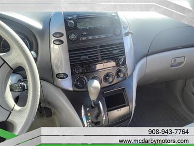 2009 Toyota Sienna   - Photo 12 - Roselle, NJ 07203