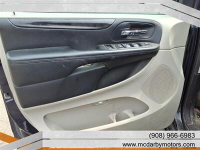 2014 Dodge Grand Caravan SXT - Photo 12 - Roselle, NJ 07203