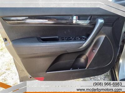 2012 Kia Sorento LX - Photo 11 - Roselle, NJ 07203