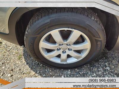 2012 Kia Sorento LX - Photo 7 - Roselle, NJ 07203