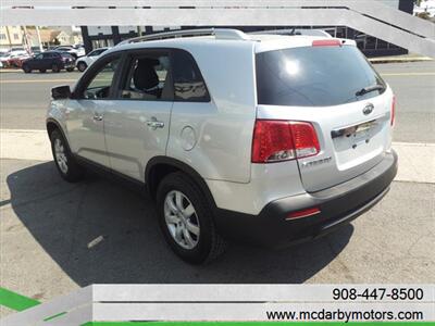 2011 Kia Sorento LX   - Photo 2 - Roselle, NJ 07203