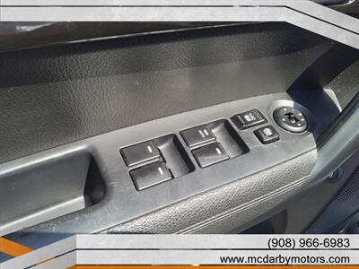 2011 Kia Sorento LX - Photo 13 - Roselle, NJ 07203