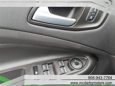 2019 Ford Escape SE - Photo 9 - Roselle, NJ 07203