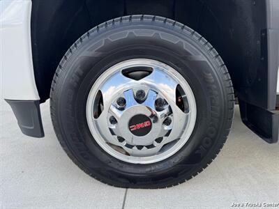 2019 GMC Sierra 3500HD Denali 4x4   - Photo 58 - Houston, TX 77041