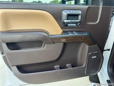 2019 GMC Sierra 3500HD Denali 4x4   - Photo 20 - Houston, TX 77041