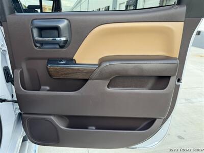 2019 GMC Sierra 3500HD Denali 4x4   - Photo 33 - Houston, TX 77041