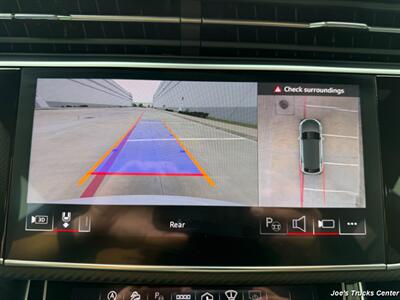 2024 Audi RS Q8 4.0T quattro   - Photo 47 - Houston, TX 77041
