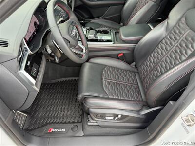 2024 Audi RS Q8 4.0T quattro   - Photo 26 - Houston, TX 77041