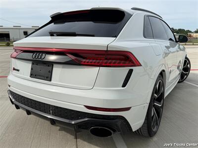 2024 Audi RS Q8 4.0T quattro   - Photo 2 - Houston, TX 77041
