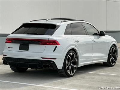 2024 Audi RS Q8 4.0T quattro   - Photo 10 - Houston, TX 77041
