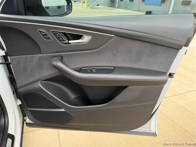 2024 Audi RS Q8 4.0T quattro   - Photo 28 - Houston, TX 77041