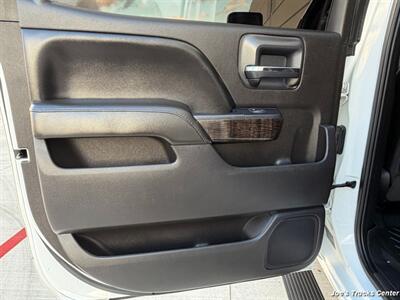 2016 GMC Sierra 2500HD Denali 4x4   - Photo 29 - Houston, TX 77041