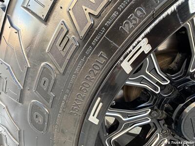 2016 GMC Sierra 2500HD Denali 4x4   - Photo 56 - Houston, TX 77041