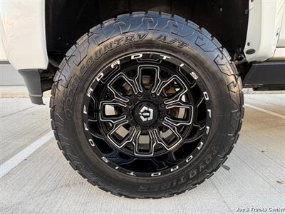 2016 GMC Sierra 2500HD Denali 4x4   - Photo 52 - Houston, TX 77041